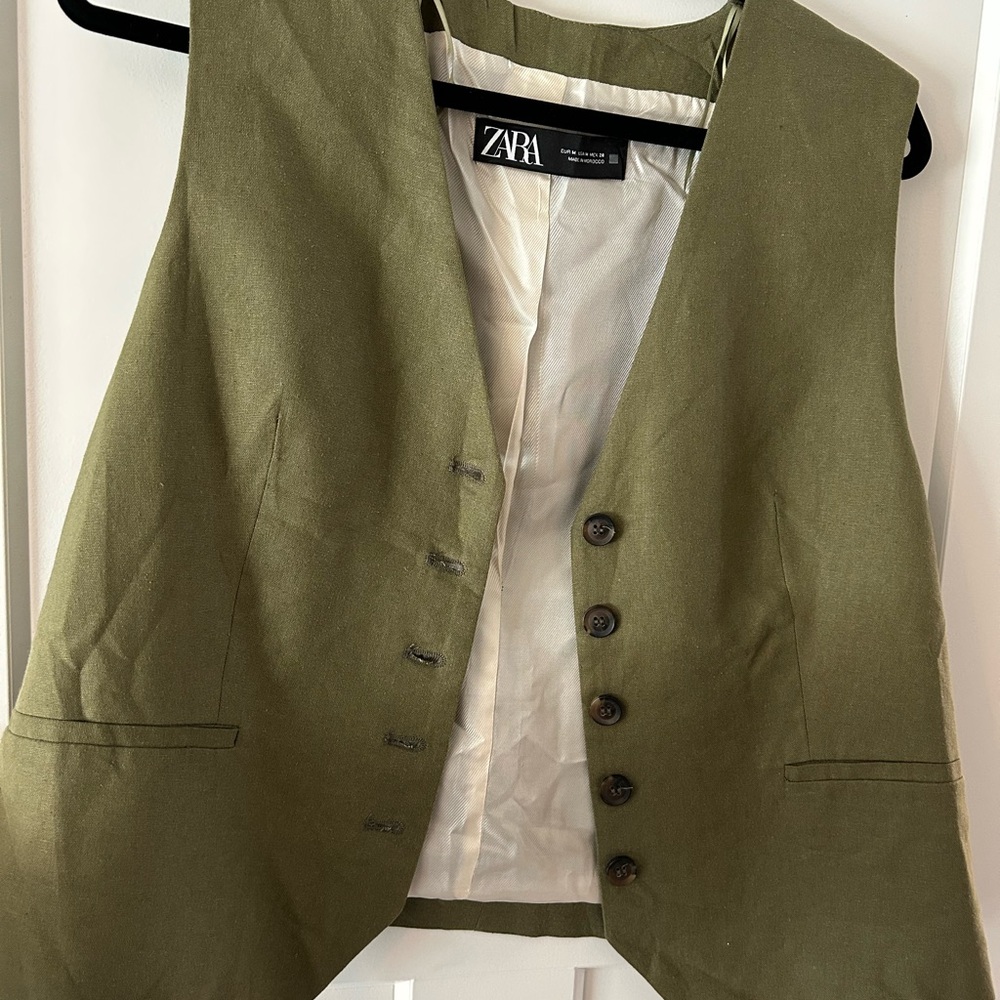 Zara Vest